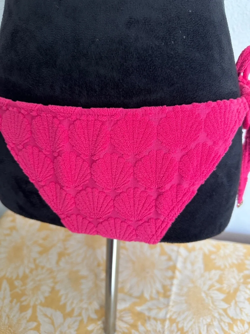 Kate Spade Terry Clothe Shell Print Bikini. NWT